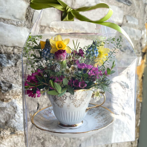 flowers-in-teacups